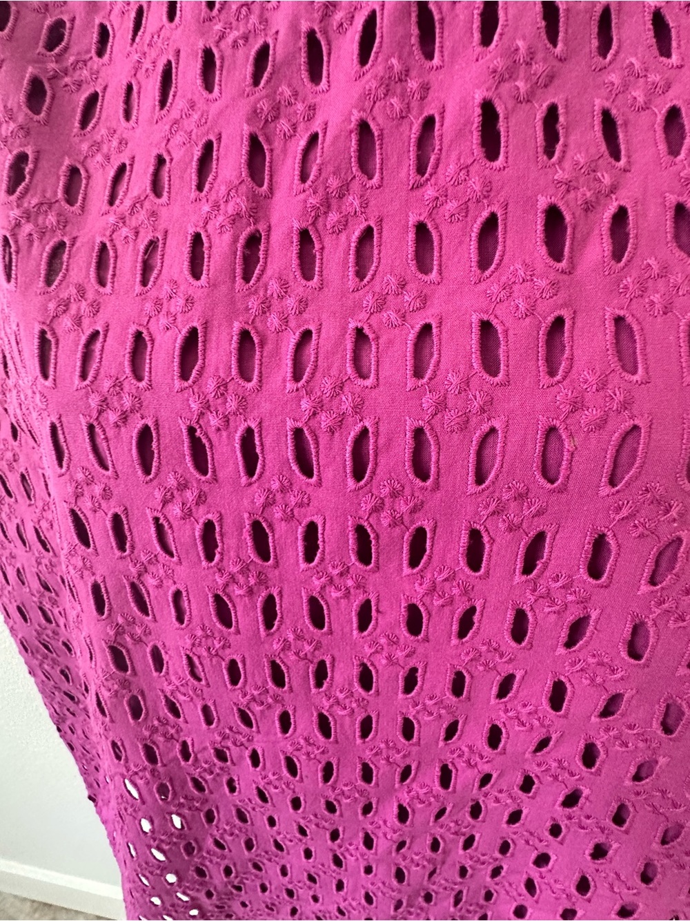 Ann Taylor Hot Pink Crochet Sleeveless Camisole - Picture 2 of 8